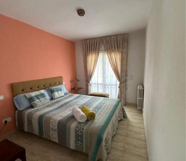 Zaragoza Maison | Amplio y Comodo Chalet en Zaragoza con piscina y tenis