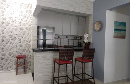 Tombo Appartement | Ample ap. Praia do Tombo 1 lit 02 lits. avec balcon cuisine américaine à 150m de la ma