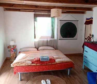 Castelnuovo Nigra Maison | Amrita Rosa