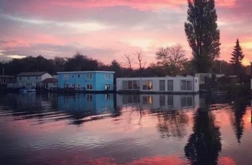Amsterdam North Lit Et Petit-Déjeuner | Amster Houseboat Bed without Breakfast