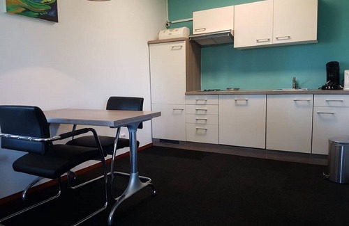 Landsmeer Appartement | A 15 MINUTES DU CENTRE, APPARTEMENT AU REZ-DE-CHAUSSÉE, AMSTERDAM