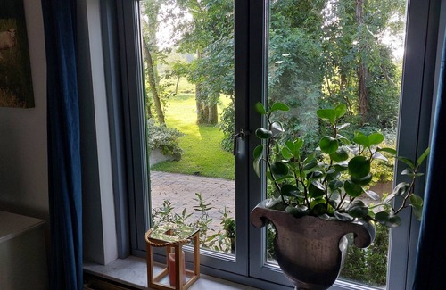 Landsmeer Appartement | A 15 MINUTES DU CENTRE, APPARTEMENT AU REZ-DE-CHAUSSÉE, AMSTERDAM