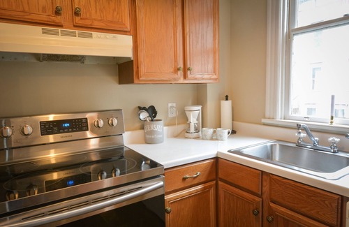 Ashfield Appartement | Amsterdam TownHouse / NYC Suite-Downtown Jim Thorpe Near Mauch Chunk Opera House!