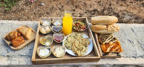 Isfiya Maison | Amy's paradis גן העדן של איימי