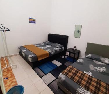 Sungai Baru Tengah Maison | AMZ HOMESTAY