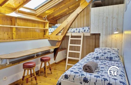 Saint-Hilaire-du-Maine Maison | Anémérial et Capucine