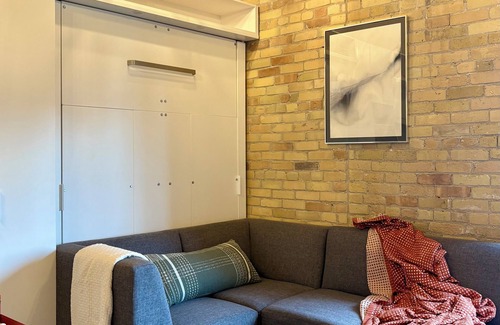 Stratford Appartement | An apartment with full kitchen at the historic Bradshaw Lofts, Stratford