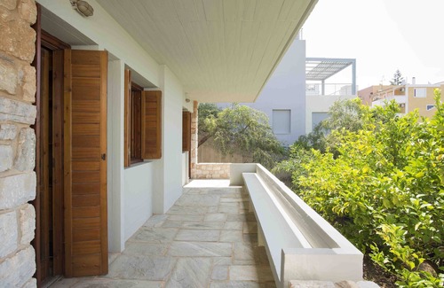 Anavyssos Villa | Une maison d'architecte en maçonnerie, Anavyssos, Attique, avec vue sur Aghios Nikolaos be