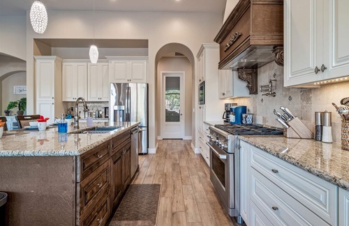 Gold Canyon Maison | An Arrow Escape | Outdoor Oasis, Heated Pool and Spa, Incredible Views