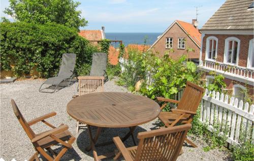 Gudhjem Appartement | An Awesome Apartment In Gudhjem With 2 Bedrooms And Wifi
