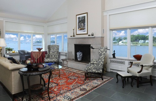 Stony Creek Maison | An Elegant and Secluded Home Overlooking Long Island Sound and Thimble Islands
