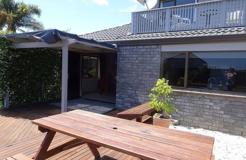 Whakatane Maison | Une maison de style exécutif niché dans un cul de sac.