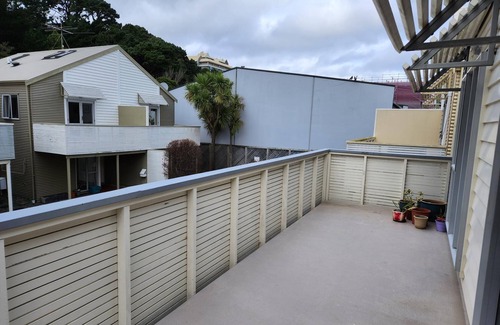 Newtown Maison | An Inner City 4-bedroom Townhouse With two Carparks