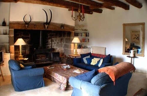 Marcillac-la-Croze Autre | Magnifiquement restauré maison idylle rurale avec de belles vues, piscine privée