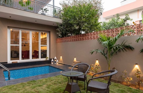 Durgapura Villa | An opulent 4 bed villa resonating a quaint outhouse in the heart of Pink City!