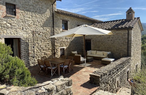 Montelovesco Villa | Des vacances inoubliables entre nature et art. Emplacement idéal pour les familles.
