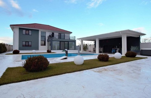 Timisoara Villa | Villa d'Ana - Location pour la fête