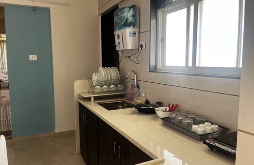 Nashik Appartement | Anahat Host-all : Cozy 2-bedroom apartment in Nashik with WiFi, AC Max 6 Pax