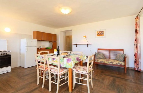 La Ciaccia Appartement | Ananas 2 A by Interhome