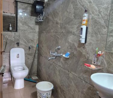 Pardi Appartement | Anand Home Stays