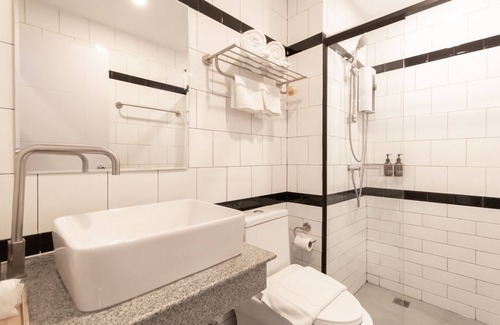 Ban Tai Hôtel | Ananzitra Hotel