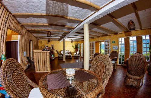 Barbosa Autre | ANCESTRAL GLAMPING