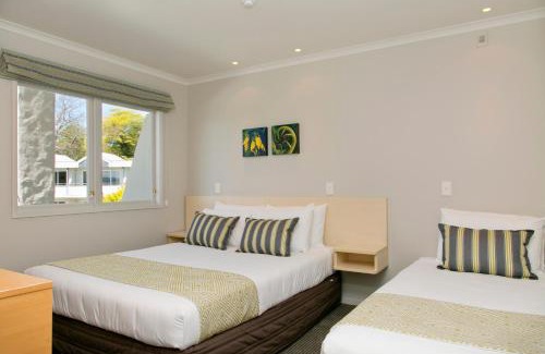 Two Mile Bay Hôtel | Anchorage Resort Taupo NZ
