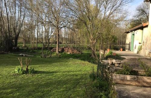 Mosnac Appartement | Ancien moulin à eau sur la Seugne