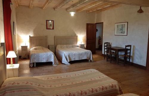 Lignieres-Sonneville Maison | Ancien Moulin Rénové avec Piscine et Jardin, Idéal Familles, Vignobles du Cognac - FR-1-653-88
