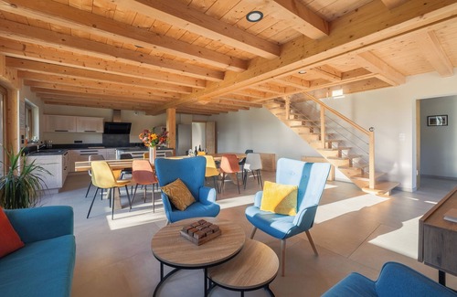 Foncine-le-Haut Maison | Ancienne Ferme Rénovée Avec Goût Dans un Hameau Reposant