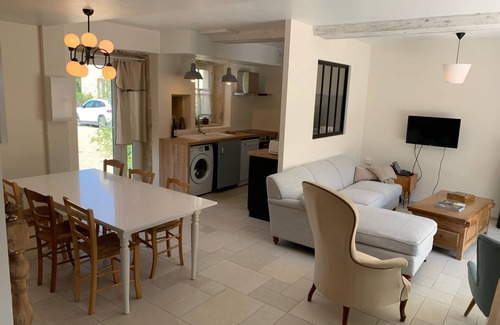 Saint-Gabriel-Brecy Cottage | Maison en pierre, proche Bayeux et plage Normandie, animaux bienvenus