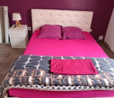Quillebeuf-sur-Seine Appartement | Ancienne maison de pêcheur atypique
