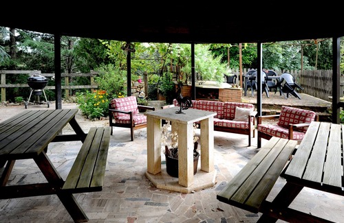 Sezze Maison | ANCIENT FARMHOUSE SURROUNDED BY GREENERY