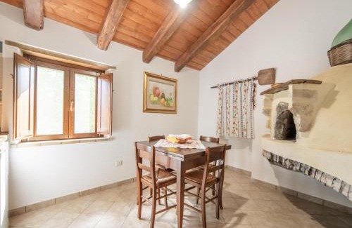 Stilo Maison | Ancient holiday home in the countryside of Stilo with garden