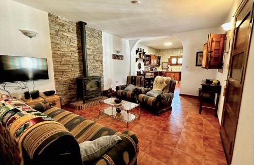 Orgiva Maison | Andalusian Retreat for Groups