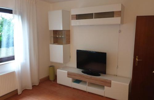 Wilnsdorf Appartement | Andinas Ferienwohnung in ruhiger Lage direkt am Wald