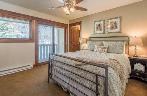 Ketchum Maison | Andora Villa Condo 102