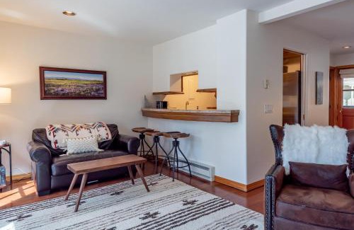 Ketchum Maison | Andora Villa Condo 119