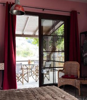 Aspria Maison | ANDRIANA Mountain Home - ASPRIAS