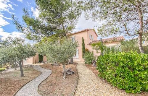 Massillargues-Attuech Maison | Anduze Gîte Les Pins au "Petit Clos des Cigales"