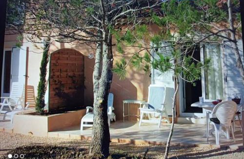 Massillargues-Attuech Maison | Anduze Gîte Les Pins au "Petit Clos des Cigales"