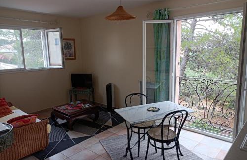 Massillargues-Attuech Maison | Anduze Gîte Les Bambous au "Petit Clos des Cigales"