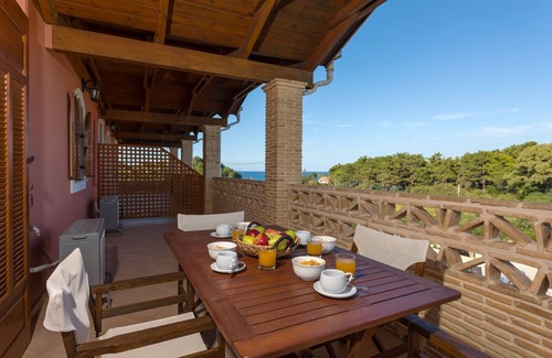 Ano Vasilikos Appartement | Anemomylos Studios - Attic Two-Bedroom Apartment