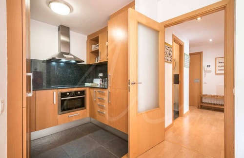 Alt Aneu Appartement | Àneu, by SeaMount Rentals