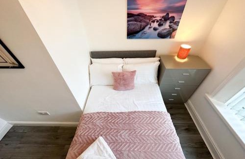 Anfield Maison | Anfield Cottage Liverpool by Smart Corporate Stays