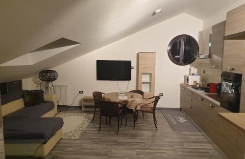 Voghera Appartement | Angela's Attic