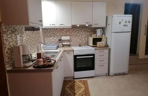 Evrostina Appartement | Angela's place - Stomio residence near the sea