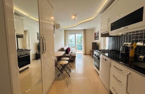 Kargicak Appartement | Angels home da havuzlu 1+1 daire