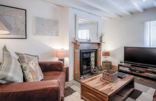 Angle Maison | Angle Adventures - 4 Bedroom Cottage - Angle