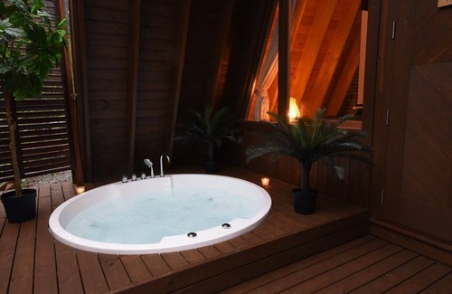 Shimokitayama-mura Cottage | Anglers Base Glamping Lodge 201 / Yoshino-gun Nara